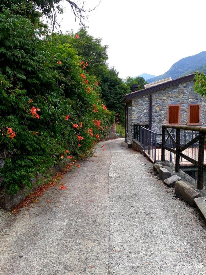 Old Village Linda - Tra Lunigiana & Cinque Terre Comano  Exteriör bild
